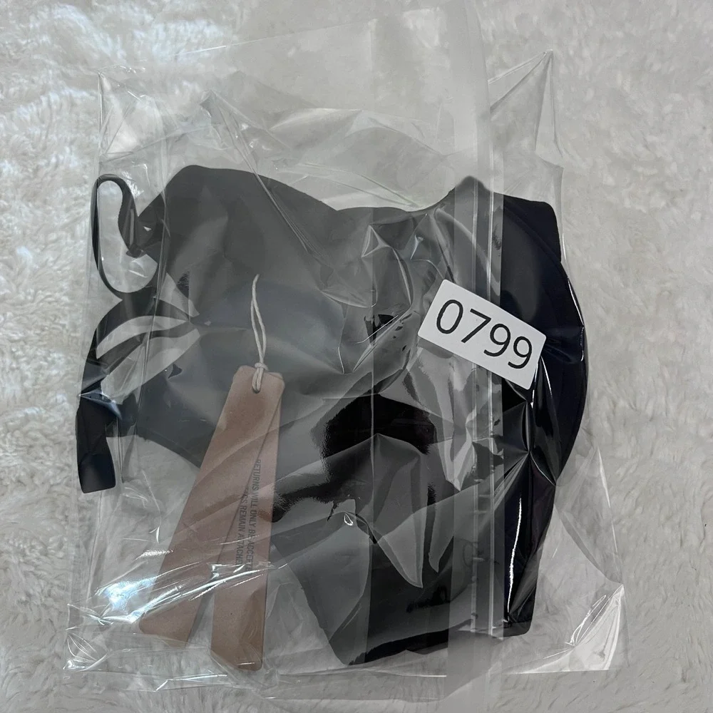 SKIMS Womens Fits Everybody T-Shirt Bra Onyx Black Underwire BR-UWR-2294 36A NWT - Picture 10 of 10